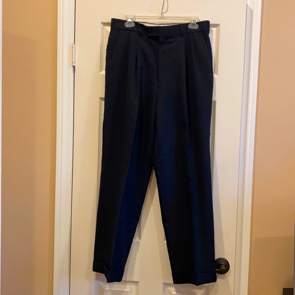 Giorgio Capelli cuffed, pleated men’s slacks - Picture 1 of 7